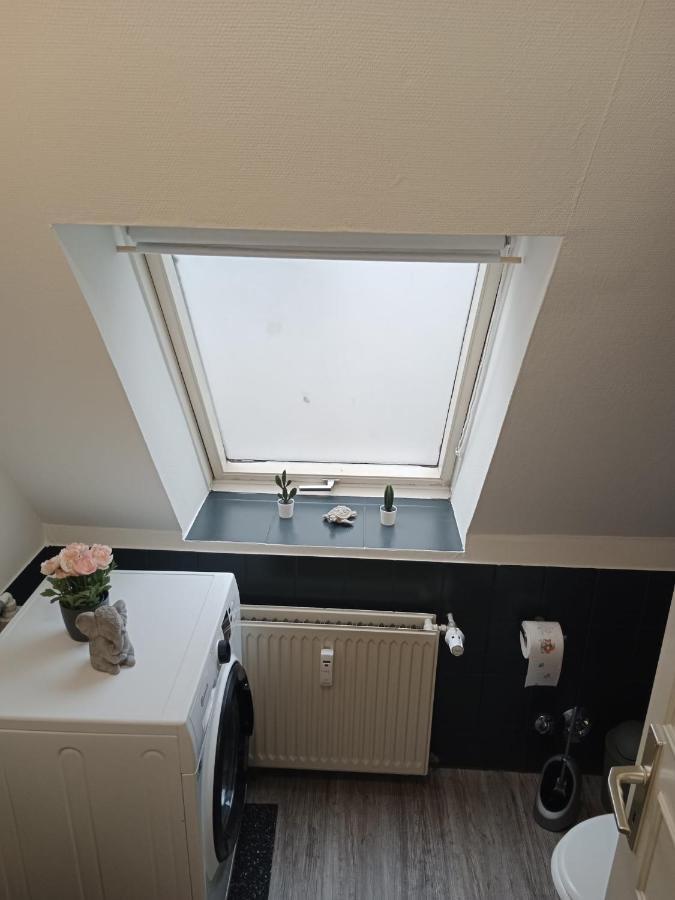 Flensburg Zentrum 10 Vh Dgr Appartement Buitenkant foto