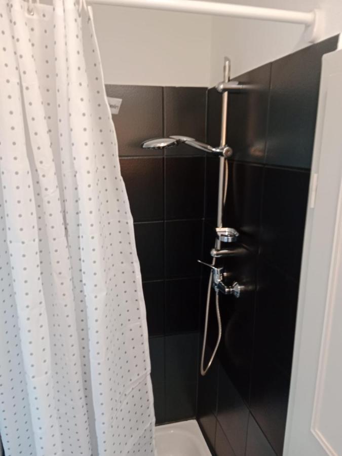Flensburg Zentrum 10 Vh Dgr Appartement Buitenkant foto