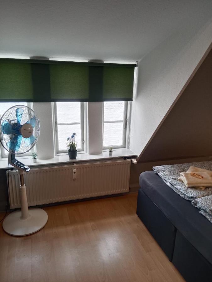 Flensburg Zentrum 10 Vh Dgr Appartement Buitenkant foto